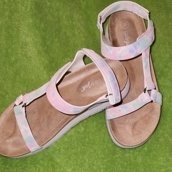 Cat & Jack Wren multicolored Tie Dye Sandals - Picture 6 of 9